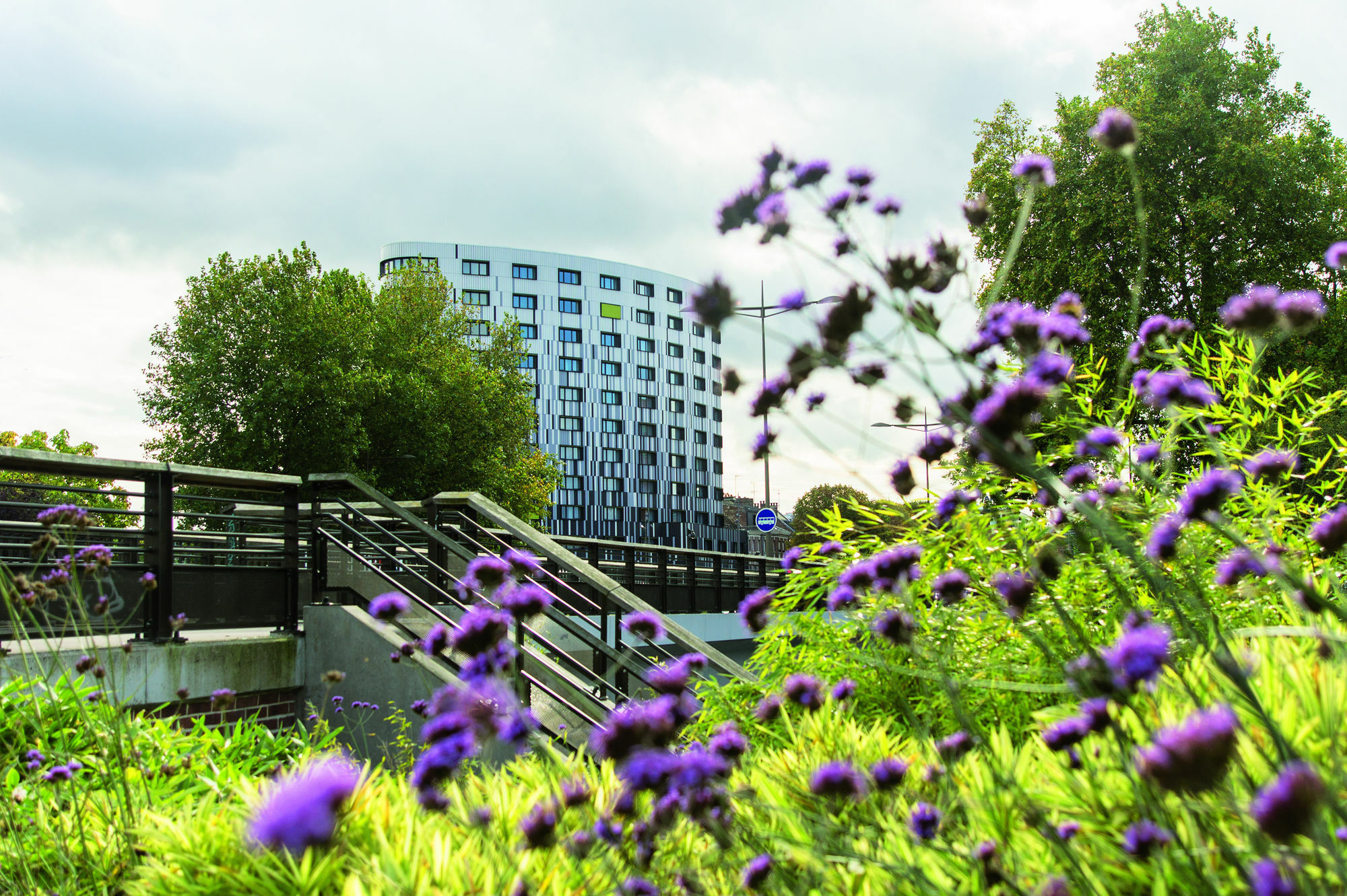 Appart'City Confort Amiens Gare Aparthotel Exterior photo